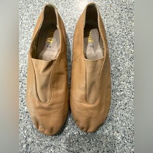 Bloch Tan Leather Slip-On Jazz Dance Shoes - Size 6.5